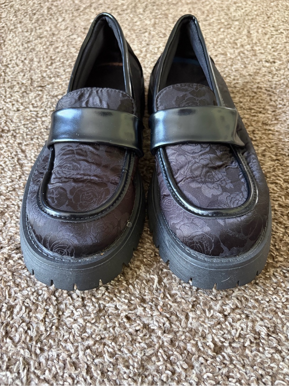 Women’s Black Floral-Textured Chunky Loafers